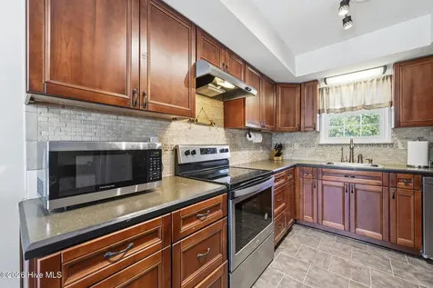 225 Spruce Court Jacksonville NC 28546