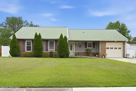 225 Spruce Court Jacksonville NC 28546