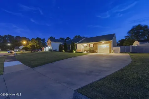 225 Spruce Court Jacksonville NC 28546