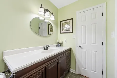 225 Spruce Court Jacksonville NC 28546