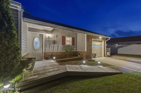 225 Spruce Court Jacksonville NC 28546
