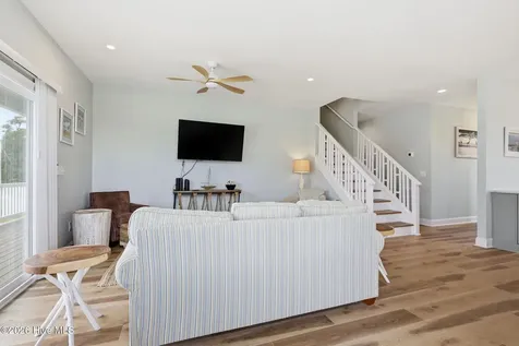 111 Jade Street Beaufort NC 28516