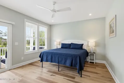 111 Jade Street Beaufort NC 28516