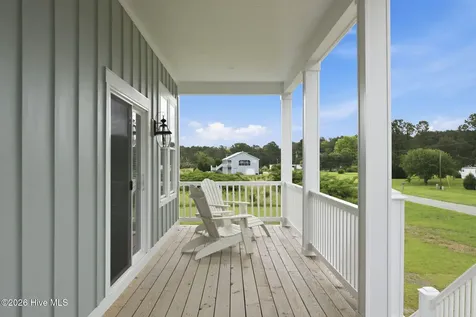 111 Jade Street Beaufort NC 28516