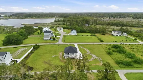 111 Jade Street Beaufort NC 28516