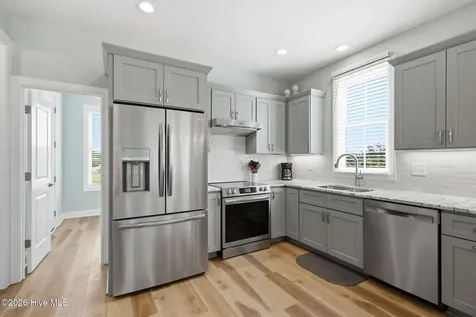 111 Jade Street Beaufort NC 28516