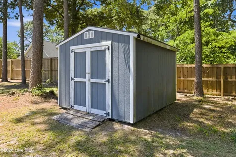 5321 Goldenrod Drive Wilmington NC 28405