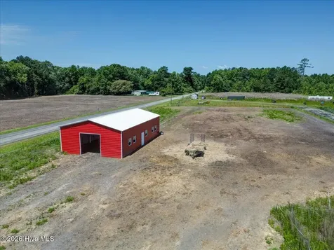 818 Tolers Avenue Blounts Creek NC 27814