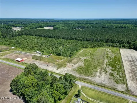 818 Tolers Avenue Blounts Creek NC 27814