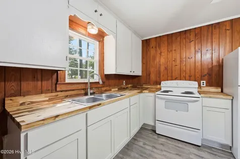 114 Pineview Street Havelock NC 28532
