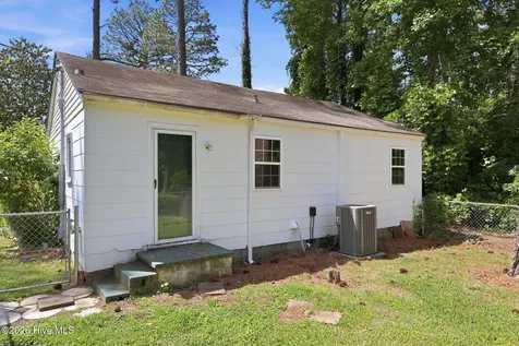 114 Pineview Street Havelock NC 28532