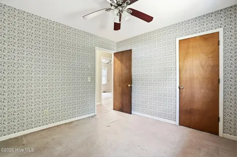 5117 Chaucer Drive Wilmington NC 28405