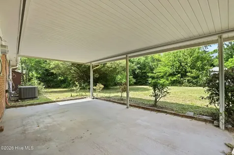 5117 Chaucer Drive Wilmington NC 28405
