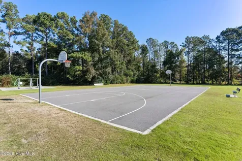 5117 Chaucer Drive Wilmington NC 28405