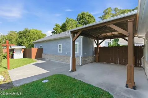 621 Hadley Court Wilmington NC 28405