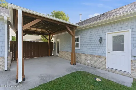 621 Hadley Court Wilmington NC 28405