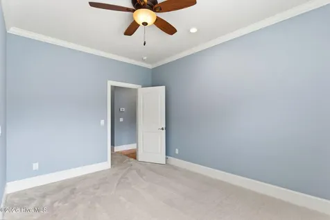 621 Hadley Court Wilmington NC 28405
