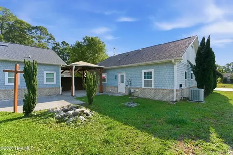 621 Hadley Court Wilmington NC 28405