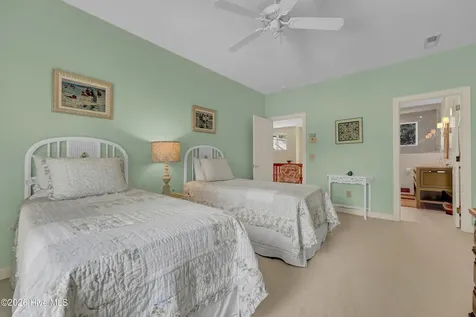 2216 Masons Point Place Wilmington NC 28405