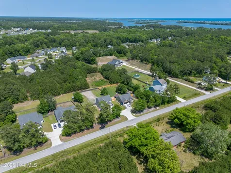 673 Morris Landing Road Holly Ridge NC 28445