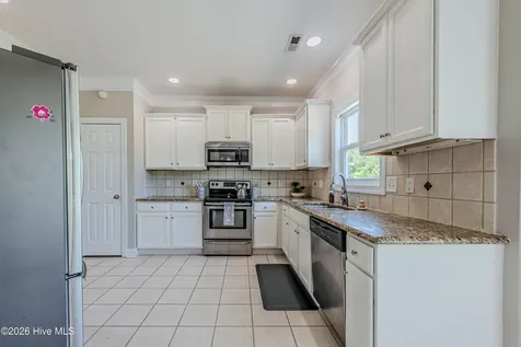 673 Morris Landing Road Holly Ridge NC 28445