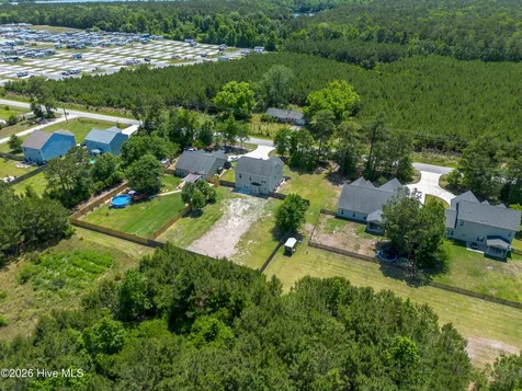 673 Morris Landing Road Holly Ridge NC 28445