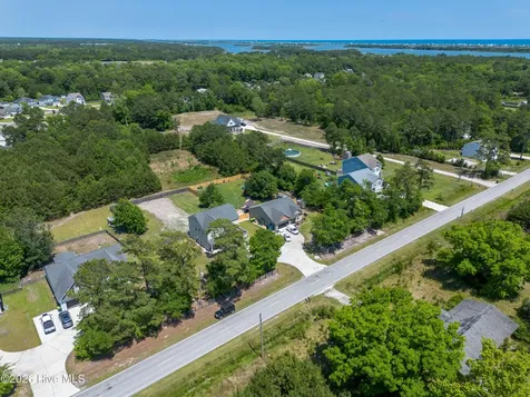 673 Morris Landing Road Holly Ridge NC 28445