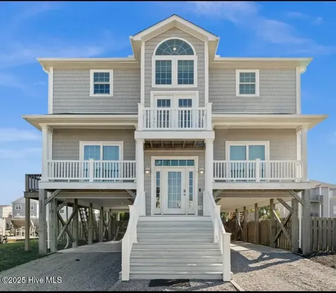 1318 N New River Drive Surf City NC 28445