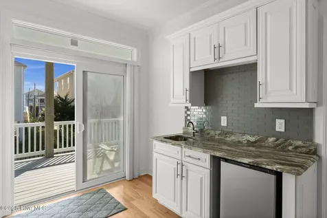 1318 N New River Drive Surf City NC 28445