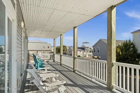 1318 N New River Drive Surf City NC 28445