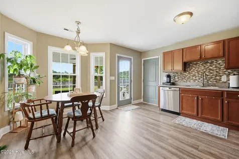 645 Hubert Boulevard Hubert NC 28539