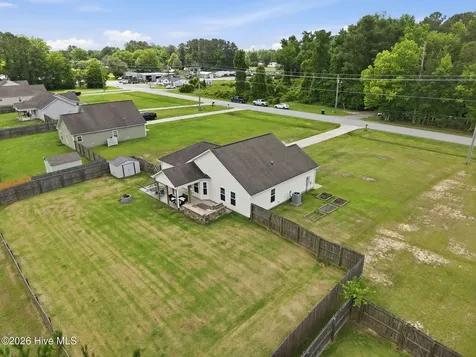 645 Hubert Boulevard Hubert NC 28539