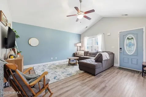 645 Hubert Boulevard Hubert NC 28539