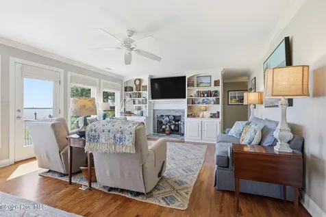 221 Rudolph Drive Beaufort NC 28516