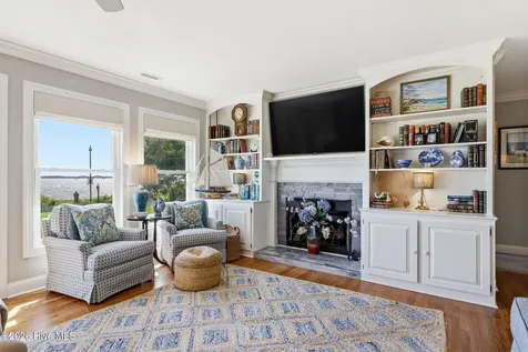 221 Rudolph Drive Beaufort NC 28516