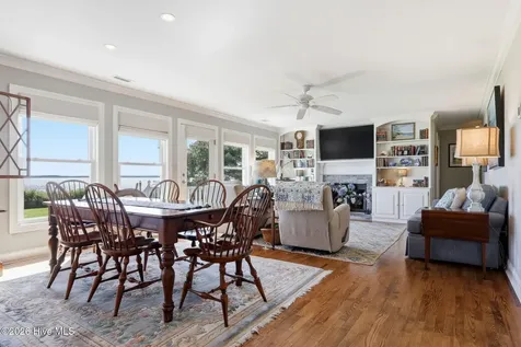 221 Rudolph Drive Beaufort NC 28516