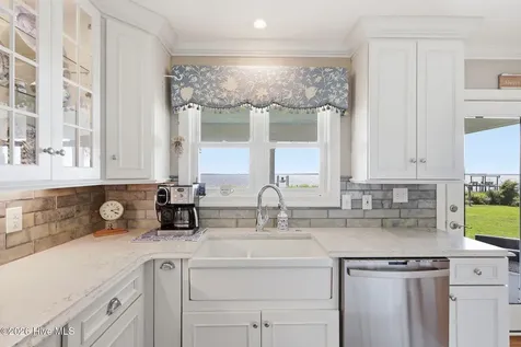 221 Rudolph Drive Beaufort NC 28516