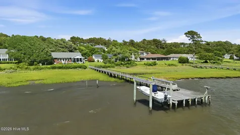 221 Rudolph Drive Beaufort NC 28516