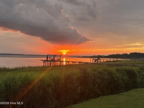 221 Rudolph Drive Beaufort NC 28516
