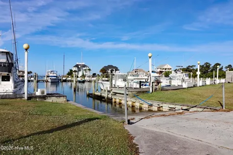 221 Rudolph Drive Beaufort NC 28516