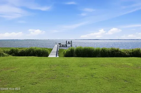 221 Rudolph Drive Beaufort NC 28516