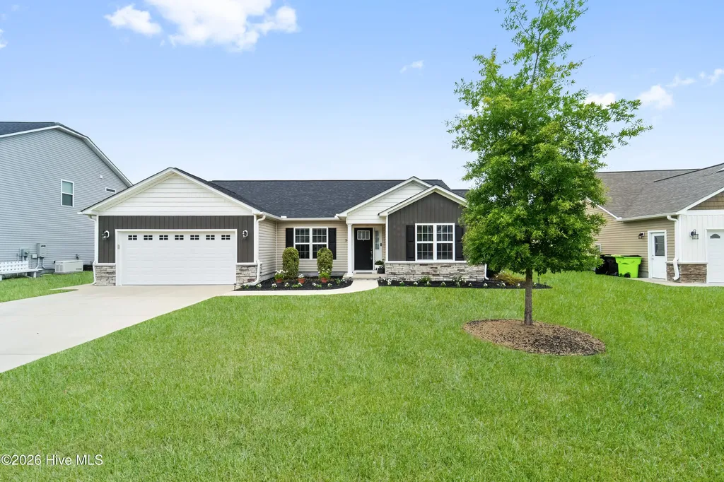 242 Legacy Lane Newport NC 28570