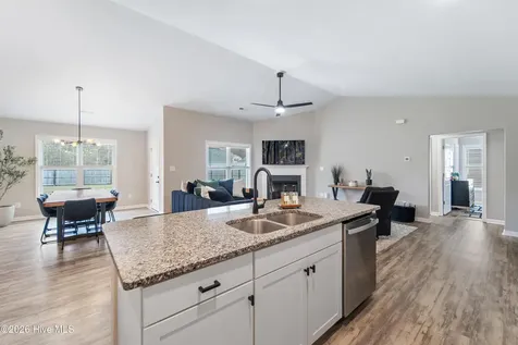242 Legacy Lane Newport NC 28570