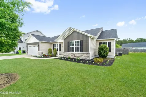 242 Legacy Lane Newport NC 28570