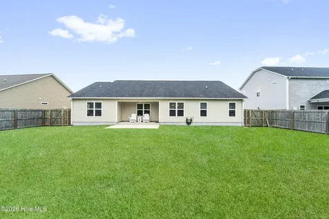 242 Legacy Lane Newport NC 28570