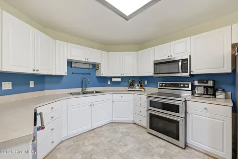 413 Lafitte Way New Bern NC 28560