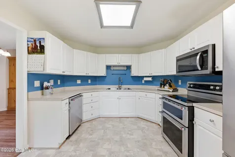413 Lafitte Way New Bern NC 28560