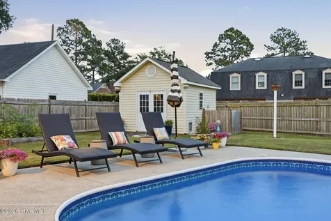 1604 Paramore Drive Greenville NC 27858