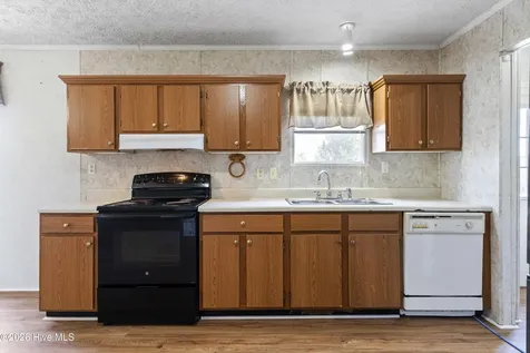 1678 Fred Harrison Road Snow Hill NC 28580