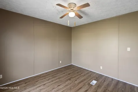 1678 Fred Harrison Road Snow Hill NC 28580